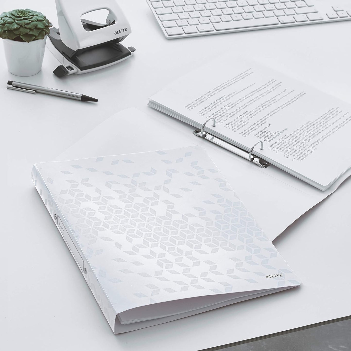 LEITZ Classeur à anneaux WOW, A4, PP, 2 anneaux, blanc - Cartouchify
