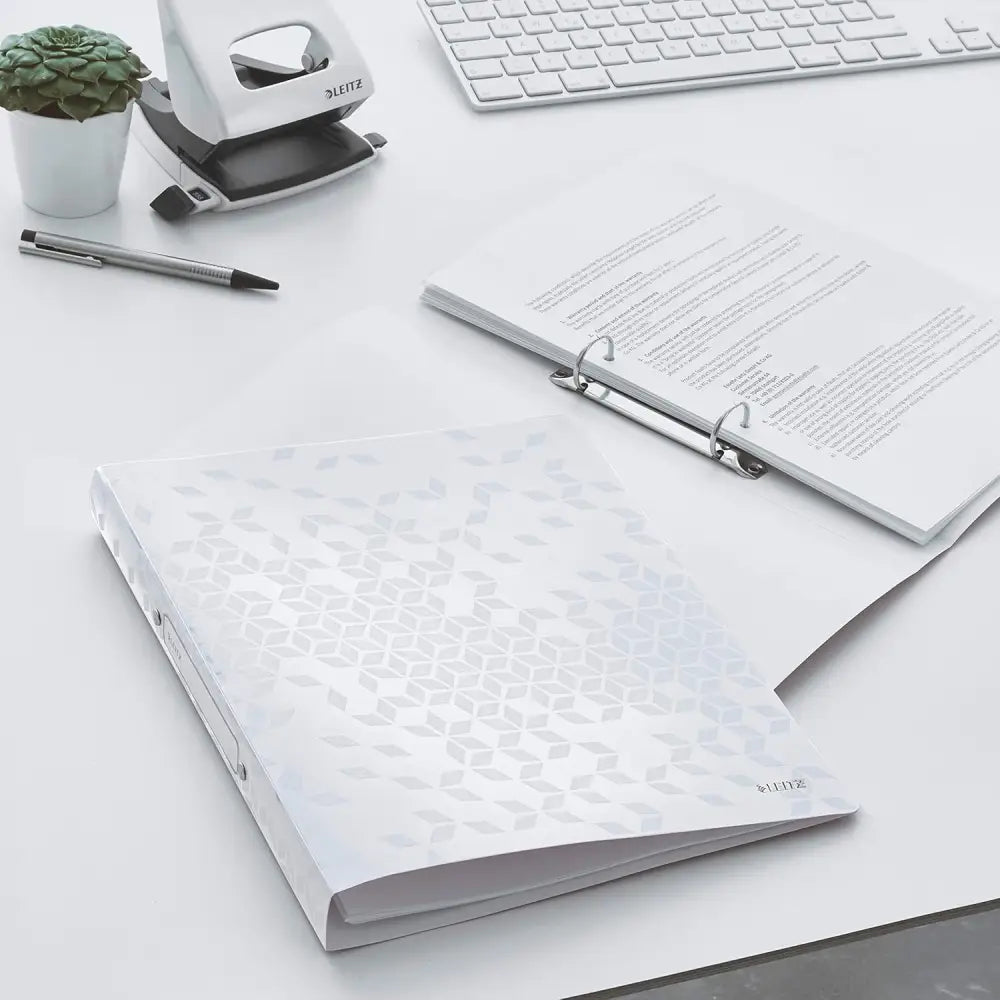 LEITZ Classeur à anneaux WOW A4 PP 2 blanc - Classeurs